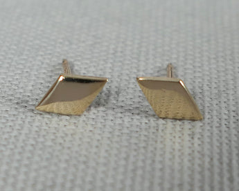 Kite Shaped Studs, 14k Yellow Gold | Silver Sculptor