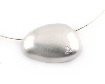 Sterling Silver Pebble Necklace with Moissanites | Silver Sculptor