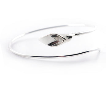 Calla Lily Silver Bangle | Silver Sculptor