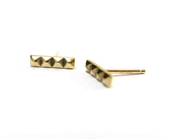 14k Yellow Gold Pyramid Bar Stud Earrings | Silver Sculptor